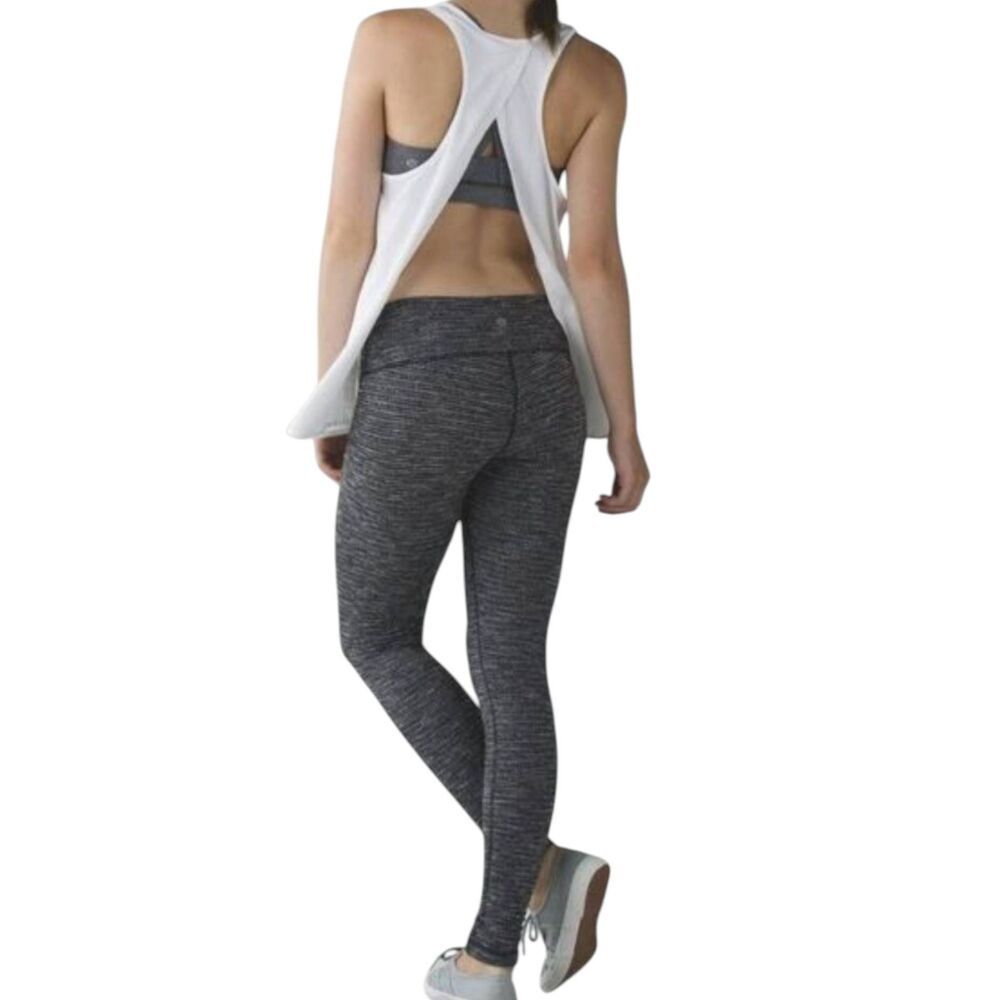 LULULEMON ATHLETICA Wunder Under Pant III Size 6